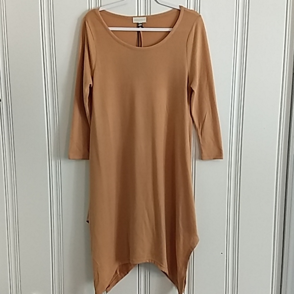 Beautiful Tunic by Simply Southern Medium New